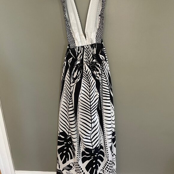 Farm Rio Macaw Maxi Dress - Picture 7 of 10